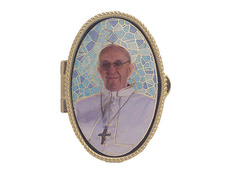 Add to Cart Rosary holder of Pope Francis oval Rosary holder of Pope Francis oval